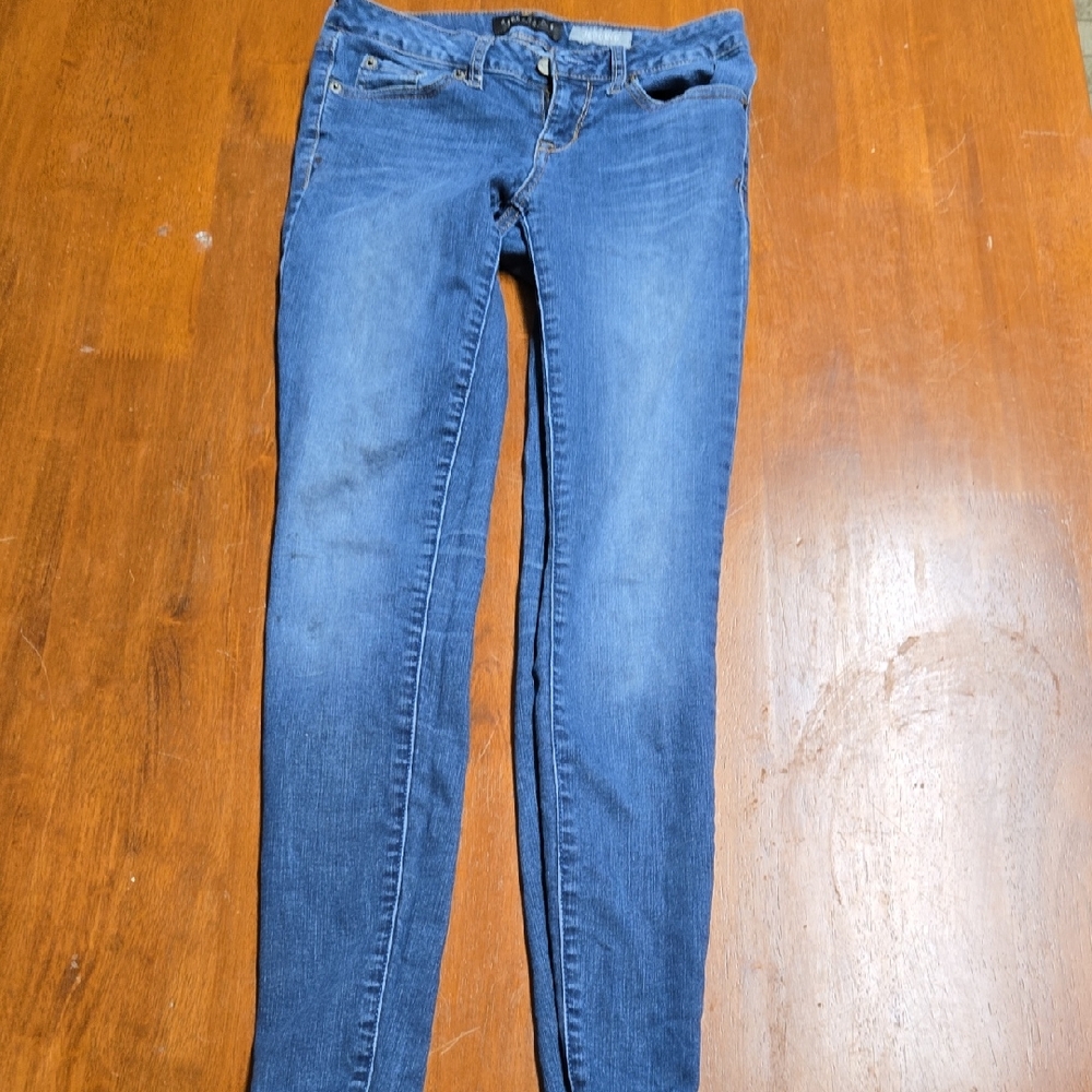 Aeropostale Women's Medium Blue Skinny Jeans